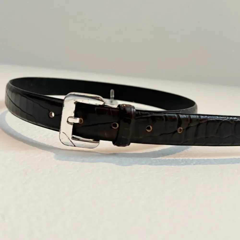 Vintage Ann Taylor Dark Brown Croc Embossed Leather Belt Silver Metal Buckle S